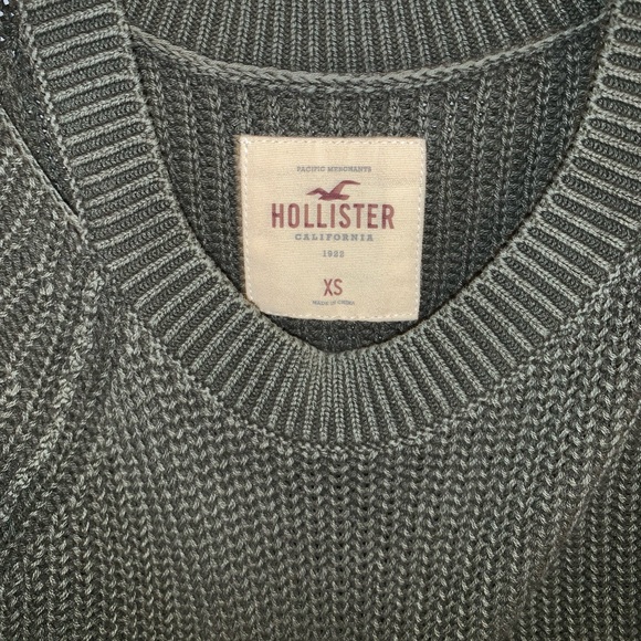 Sweater - Picture 2 of 3